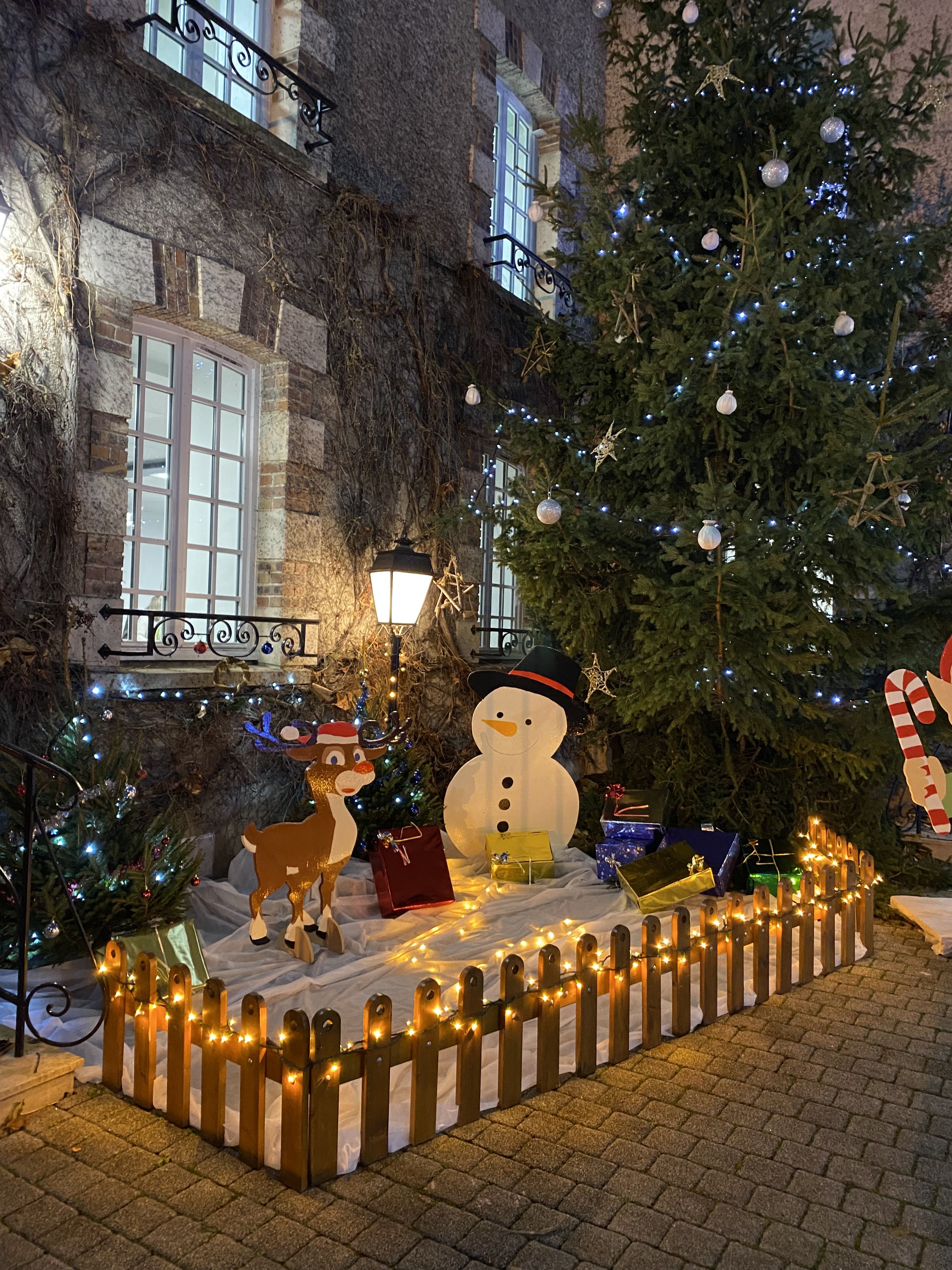 Un village de Noël | Blancs-Coteaux